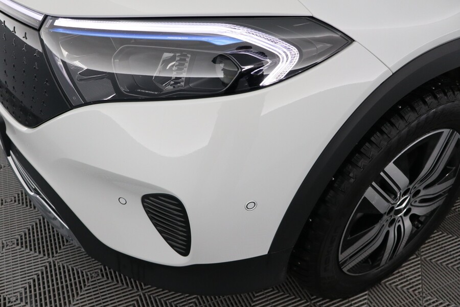 Mercedes-Benz EQB vaihtoauto