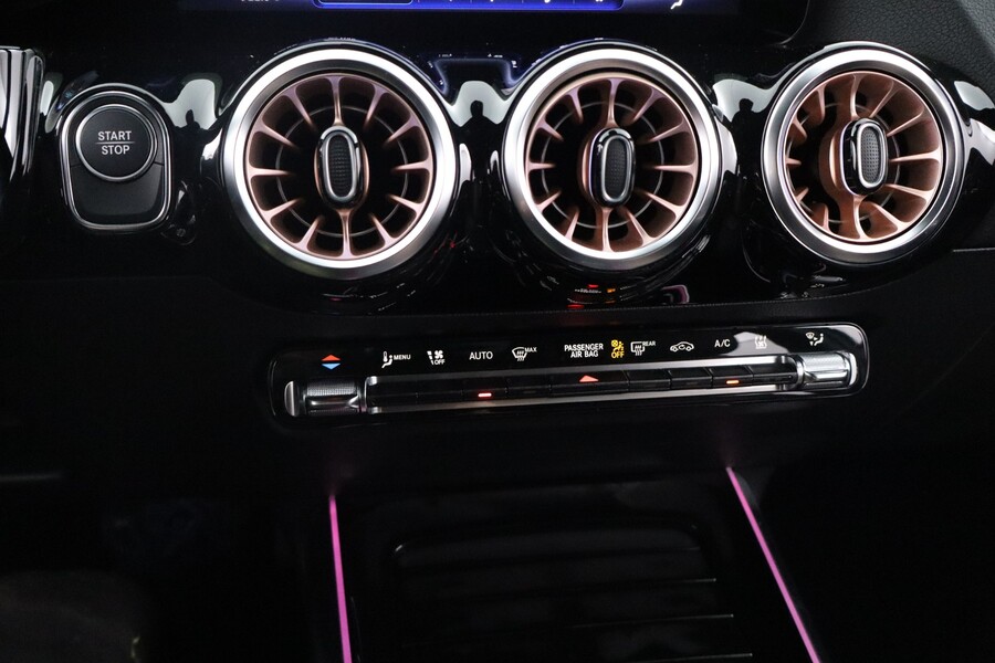 Mercedes-Benz EQA vaihtoauto