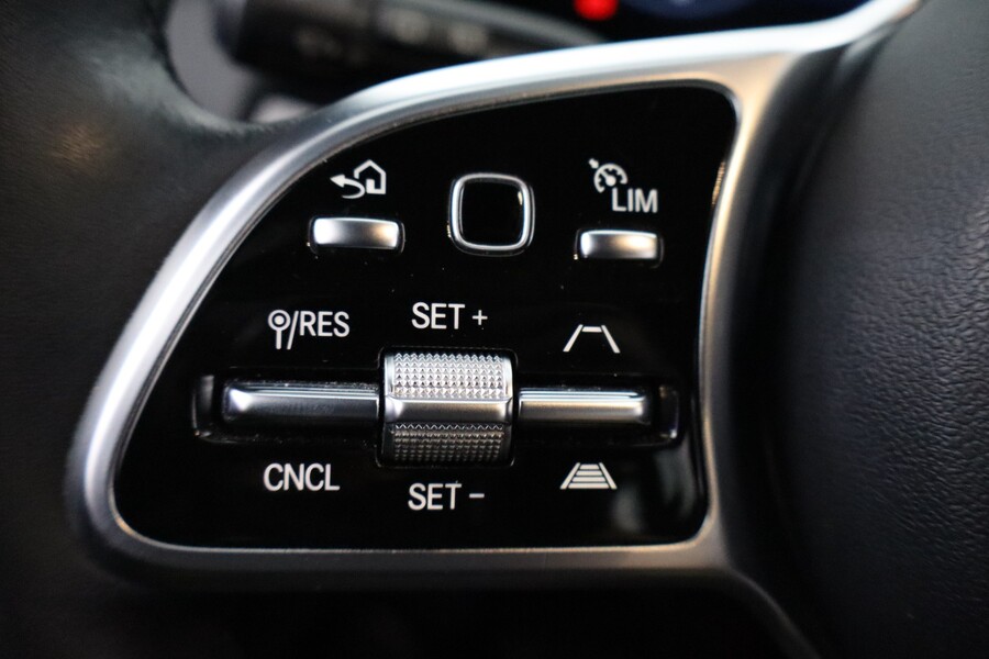 Mercedes-Benz GLA vaihtoauto