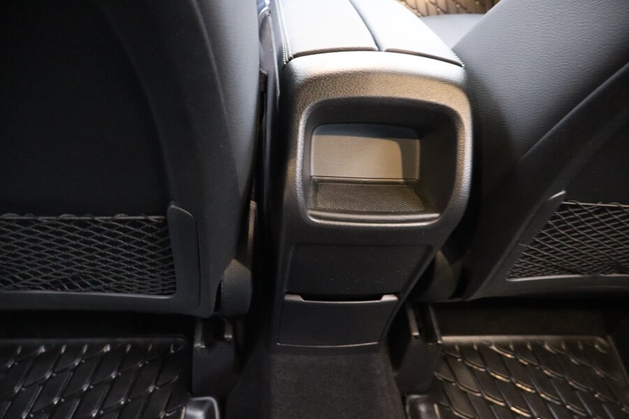 Mercedes-Benz GLA vaihtoauto