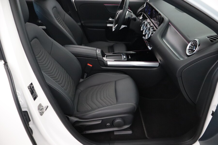 Mercedes-Benz EQA vaihtoauto