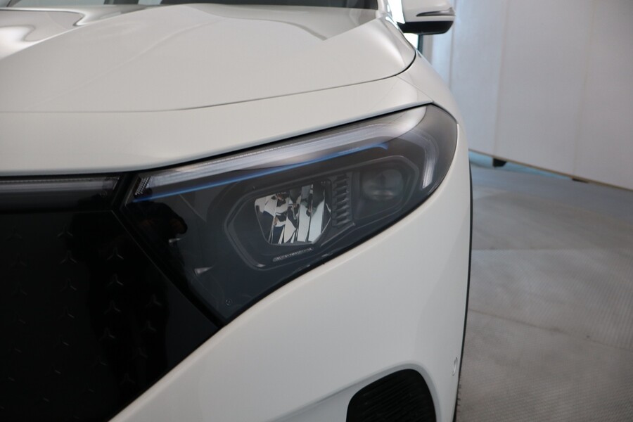 Mercedes-Benz EQA vaihtoauto