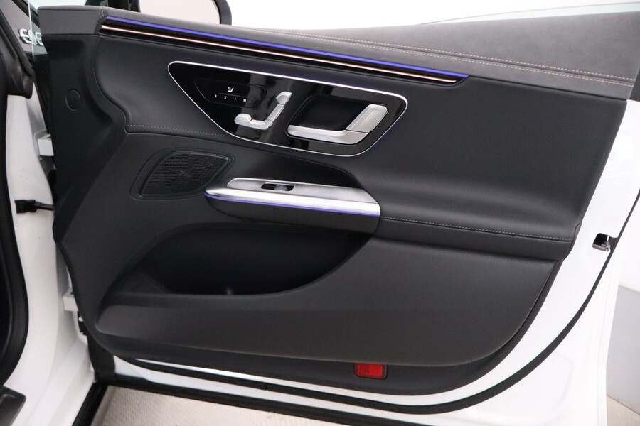 Mercedes-Benz EQE vaihtoauto