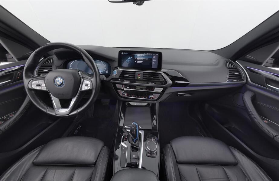 BMW iX3 vaihtoauto