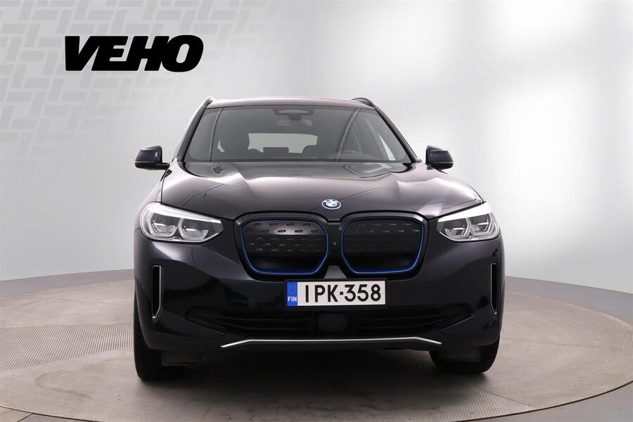 BMW iX3 vaihtoauto