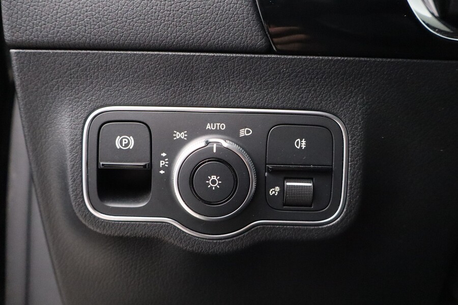 Mercedes-Benz GLA vaihtoauto