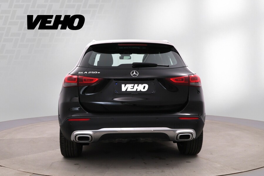 Mercedes-Benz GLA vaihtoauto