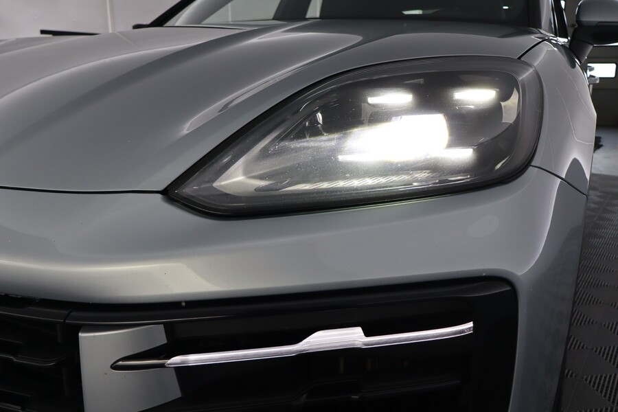 Porsche Cayenne vaihtoauto