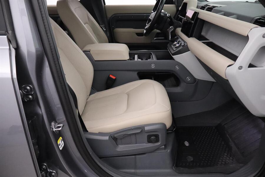 Land Rover Defender vaihtoauto