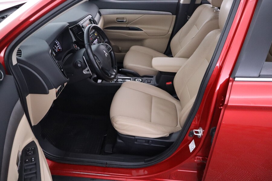 Mitsubishi Outlander vaihtoauto