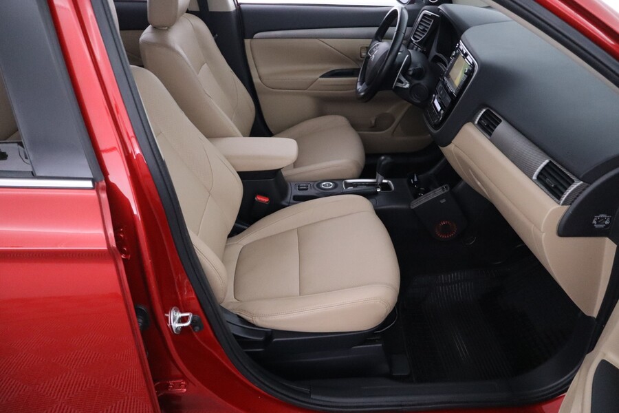 Mitsubishi Outlander vaihtoauto