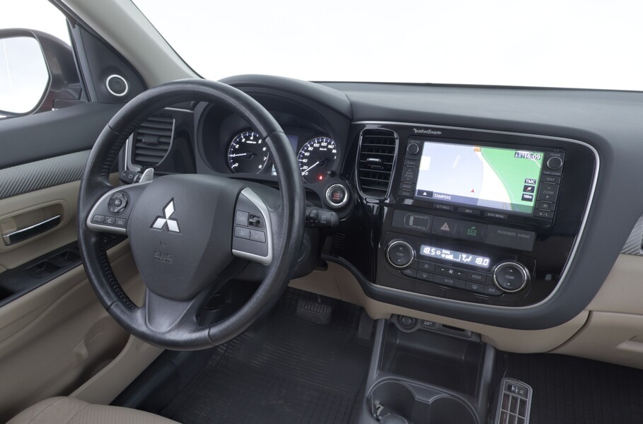 Mitsubishi Outlander vaihtoauto