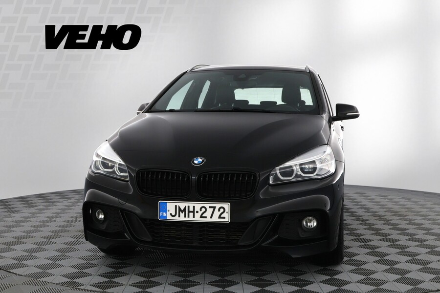 BMW 225 vaihtoauto