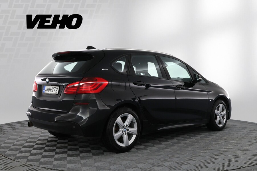 BMW 225 vaihtoauto