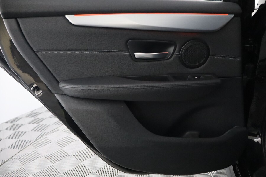 BMW 225 vaihtoauto