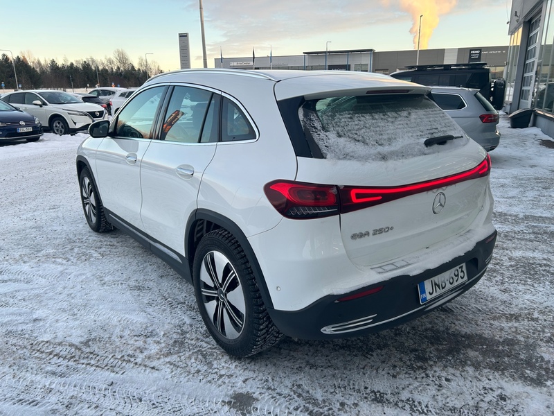 Mercedes-Benz EQA vaihtoauto