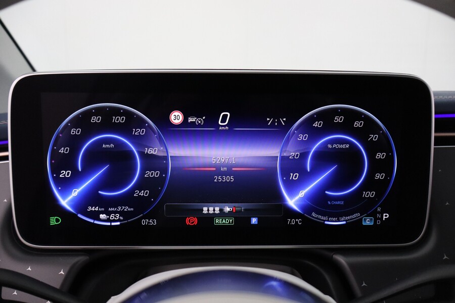 Mercedes-Benz EQE vaihtoauto