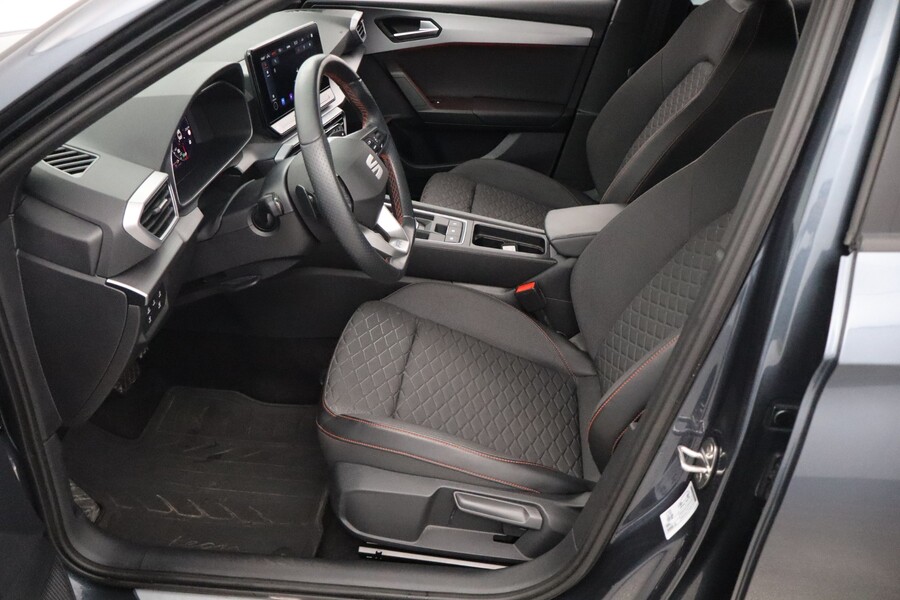 SEAT Leon Sportstourer vaihtoauto