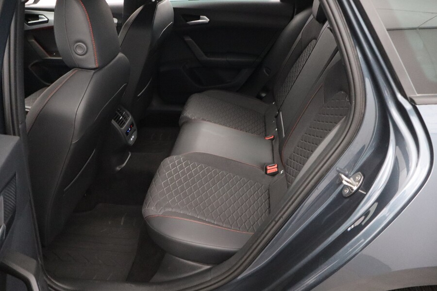 SEAT Leon Sportstourer vaihtoauto