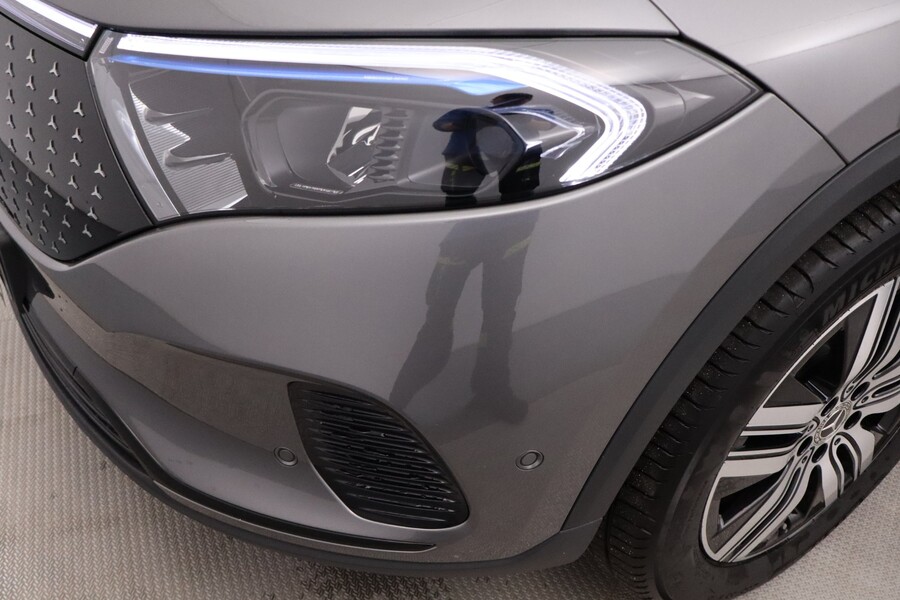 Mercedes-Benz EQA vaihtoauto