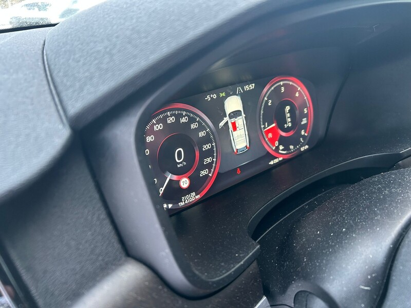 Volvo V90 Cross Country vaihtoauto