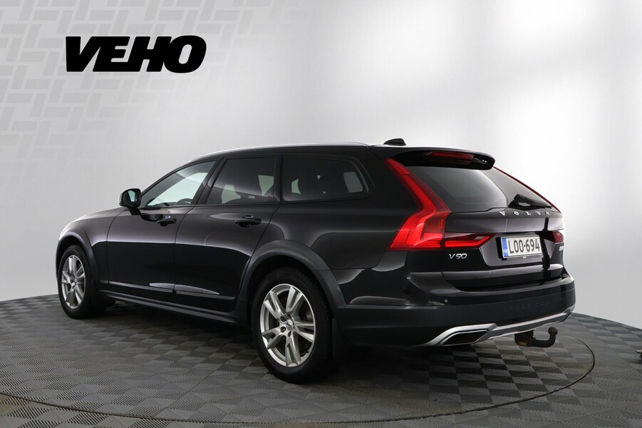 Volvo V90 Cross Country vaihtoauto