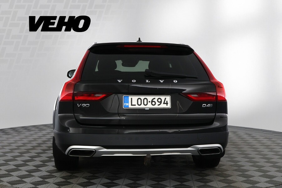 Volvo V90 Cross Country vaihtoauto