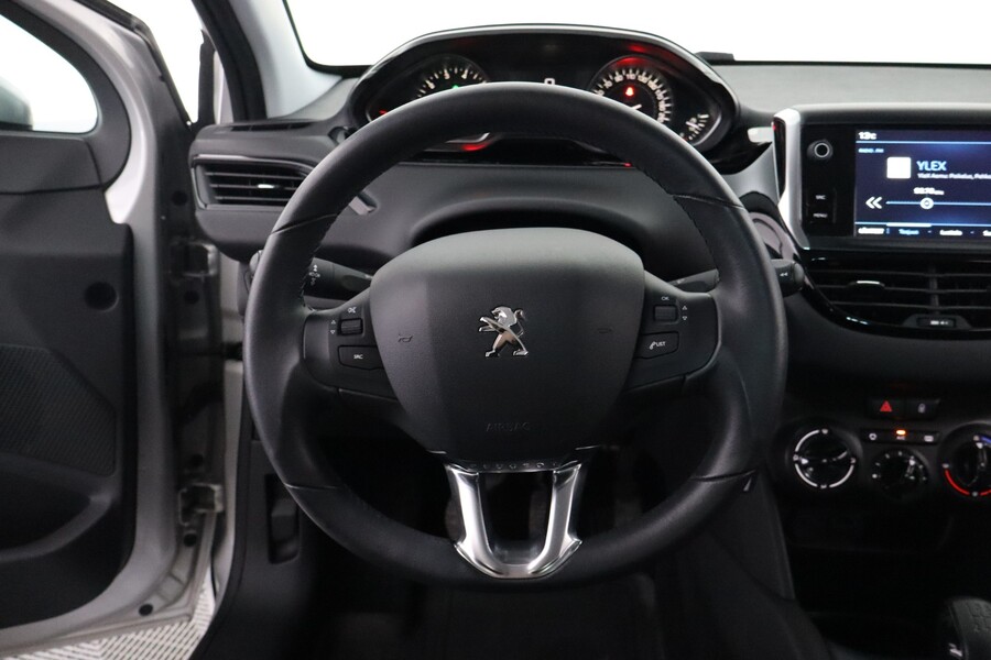 Peugeot 208 vaihtoauto