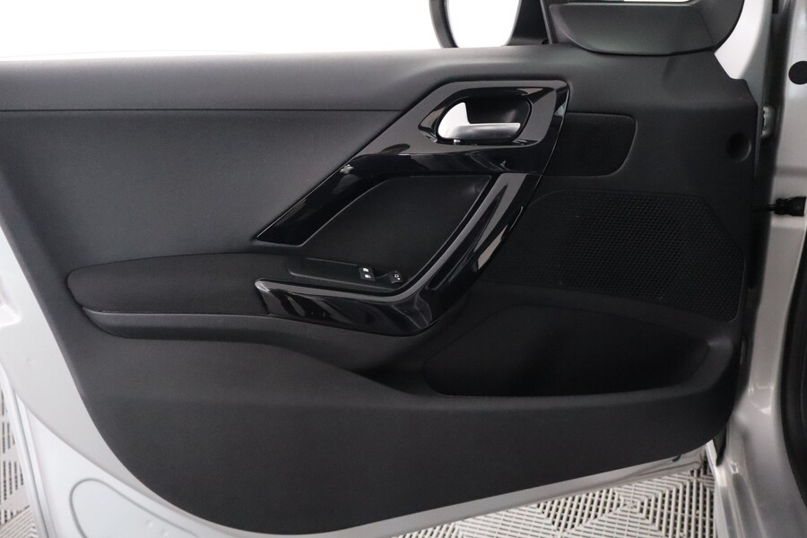 Peugeot 208 vaihtoauto