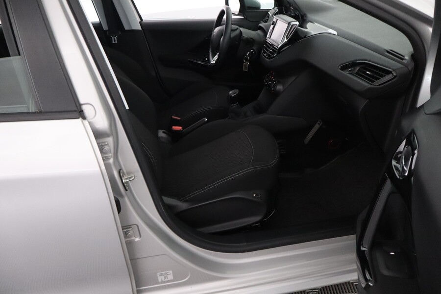 Peugeot 208 vaihtoauto
