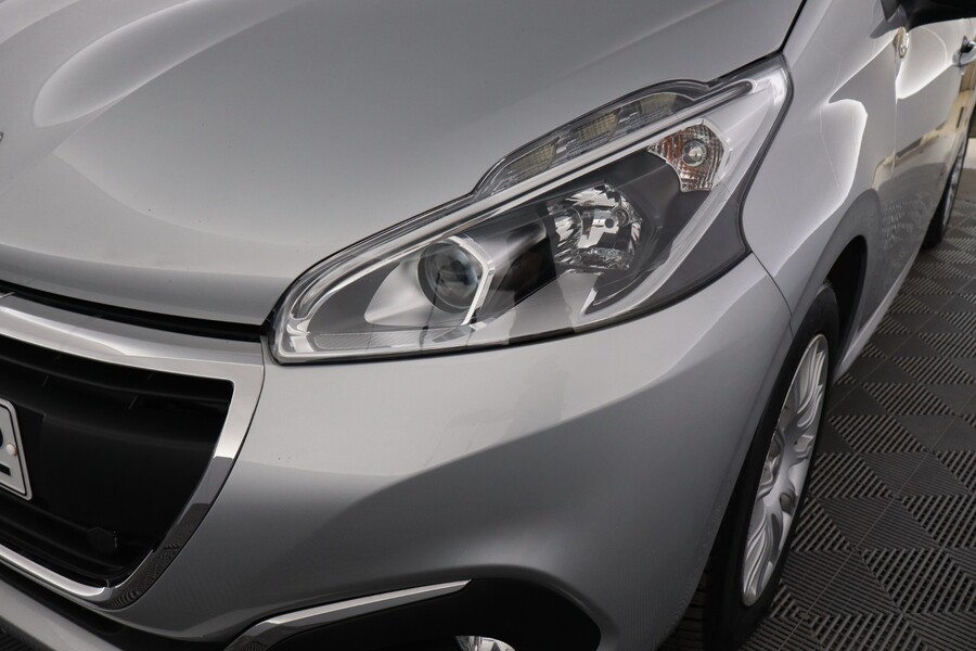 Peugeot 208 vaihtoauto