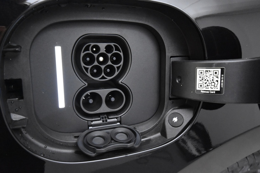 Mercedes-Benz EQE vaihtoauto