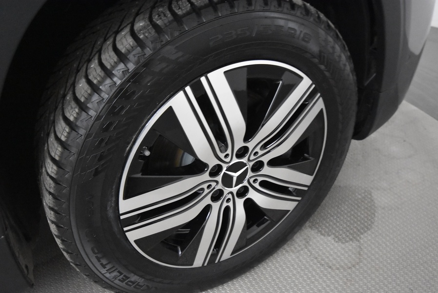 Mercedes-Benz EQB vaihtoauto