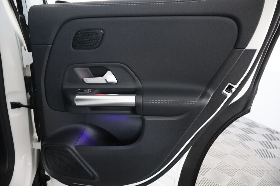 Mercedes-Benz EQA vaihtoauto