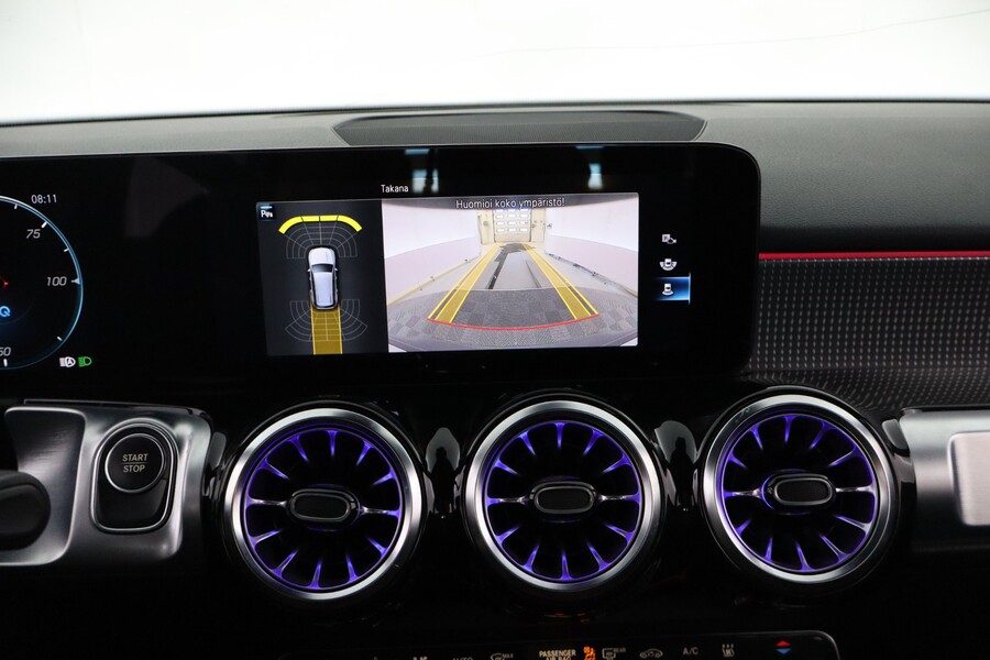 Mercedes-Benz EQB vaihtoauto