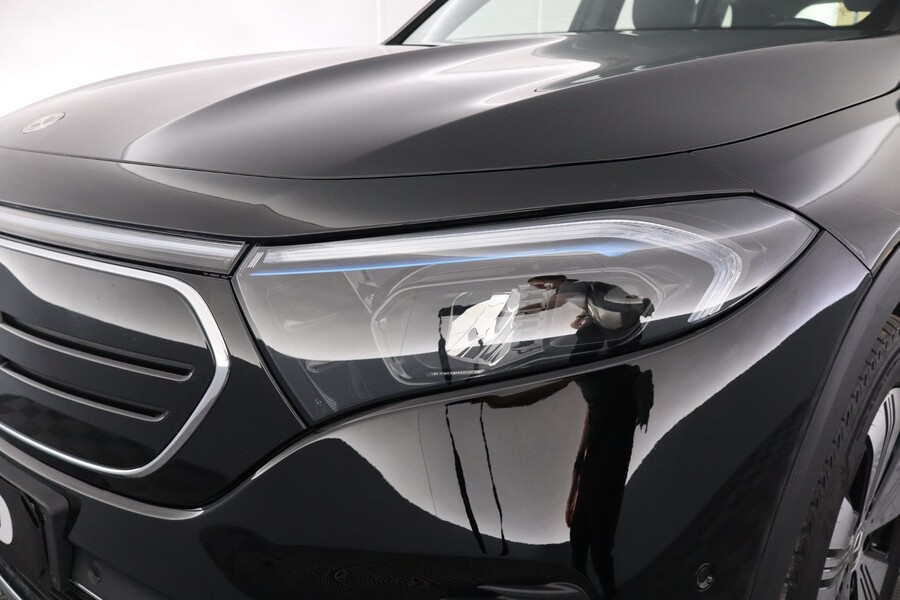 Mercedes-Benz EQB vaihtoauto
