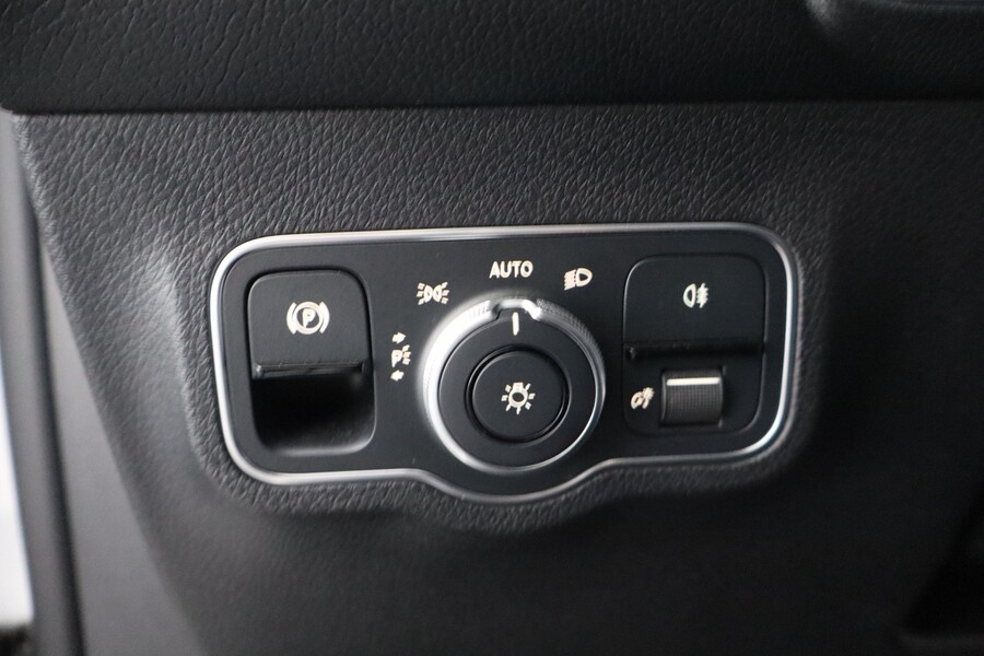 Mercedes-Benz GLB vaihtoauto