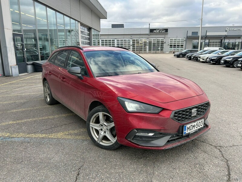 SEAT Leon Sportstourer vaihtoauto