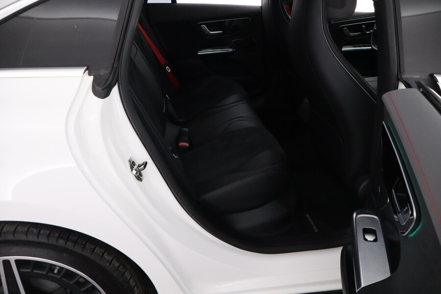 Mercedes-Benz EQE vaihtoauto