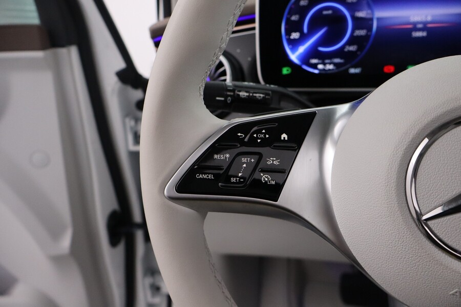 Mercedes-Benz EQE vaihtoauto