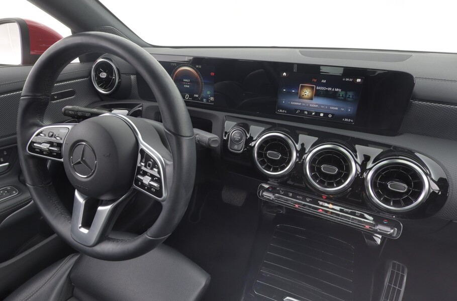 Mercedes-Benz CLA-sarja vaihtoauto