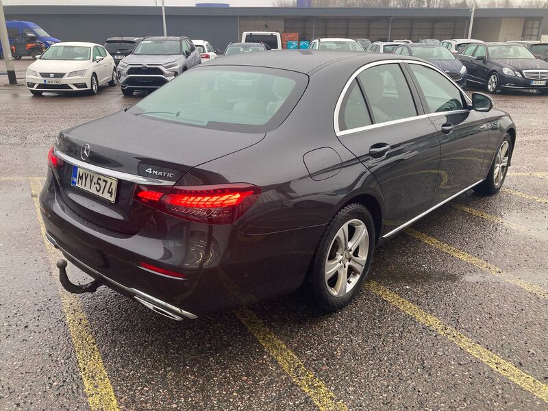 Mercedes-Benz E vaihtoauto