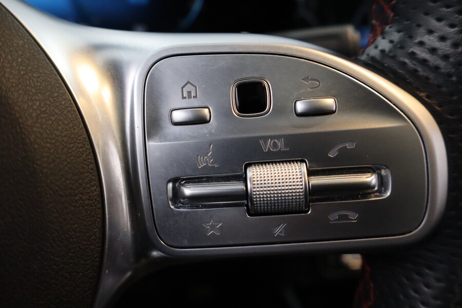 Mercedes-Benz EQA vaihtoauto