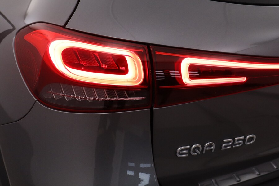 Mercedes-Benz EQA vaihtoauto