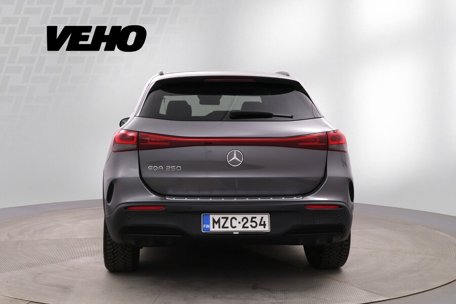Mercedes-Benz EQA vaihtoauto