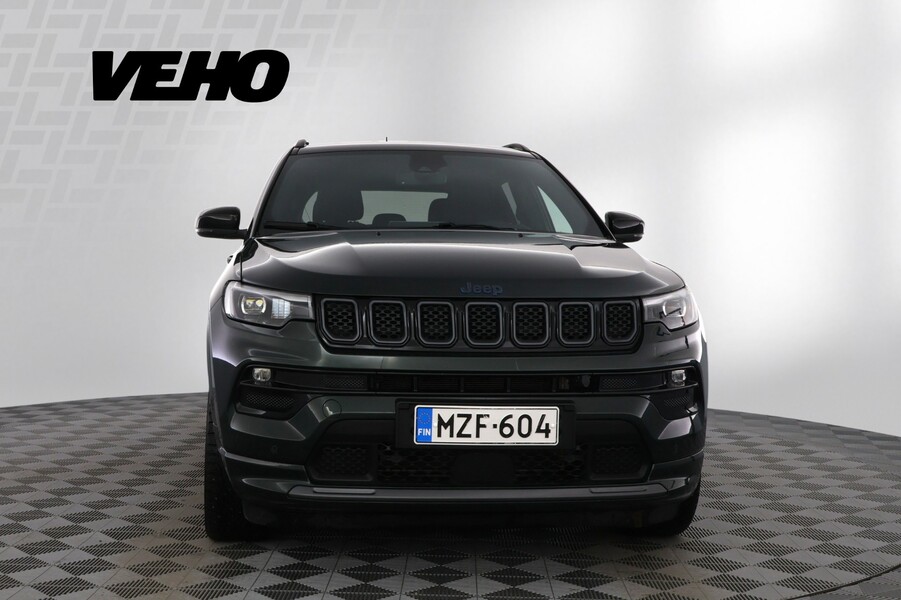Jeep Compass vaihtoauto