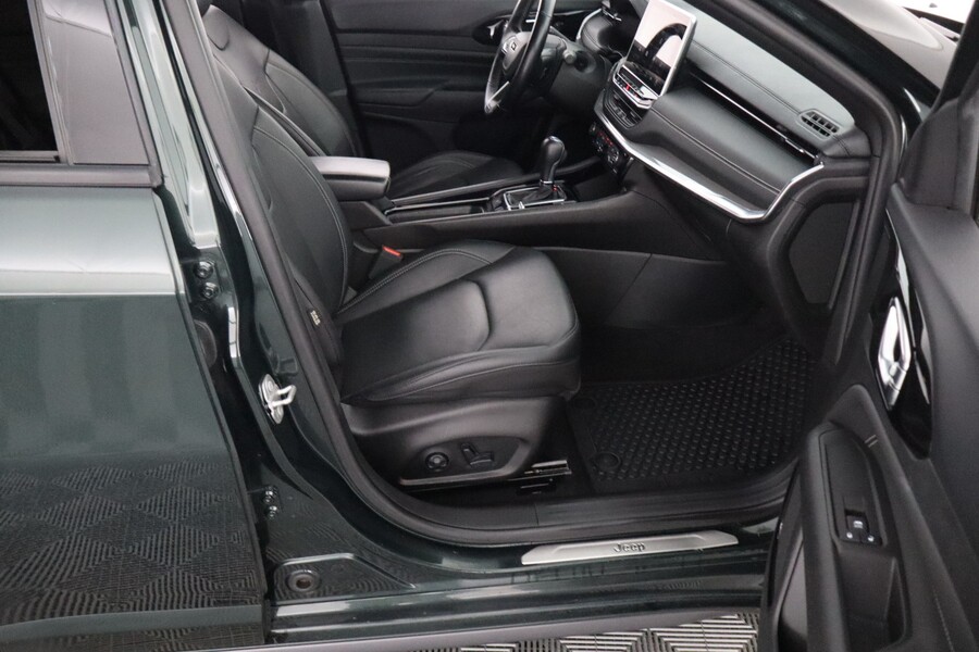 Jeep Compass vaihtoauto