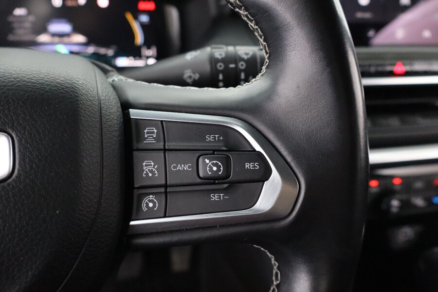 Jeep Compass vaihtoauto