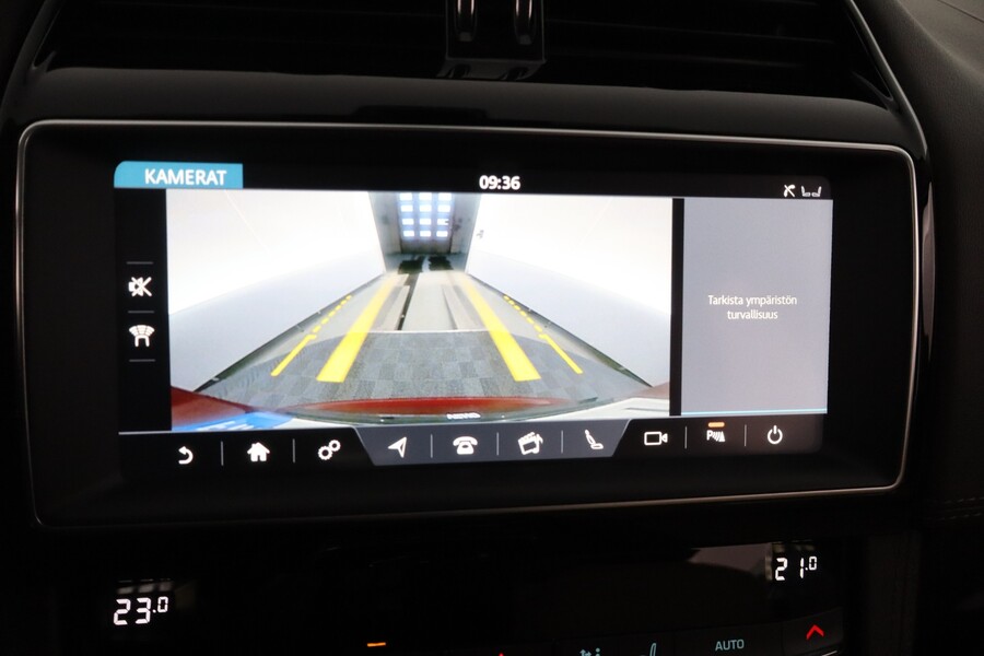 Jaguar F-PACE vaihtoauto