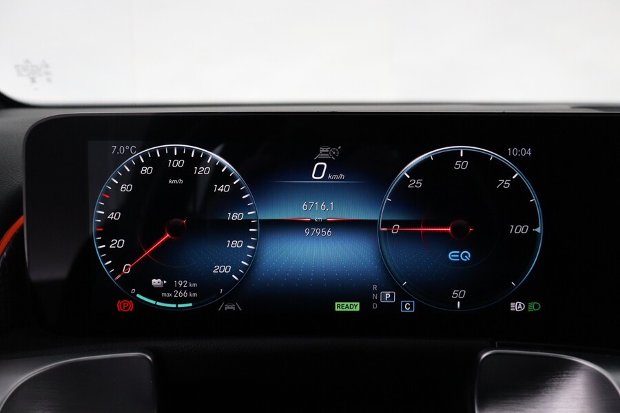 Mercedes-Benz EQB vaihtoauto